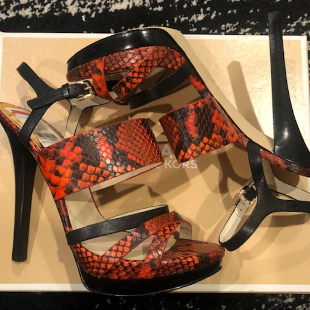 NWB Michael Kors Nadja Platform Sandals - Picture 4 of 5